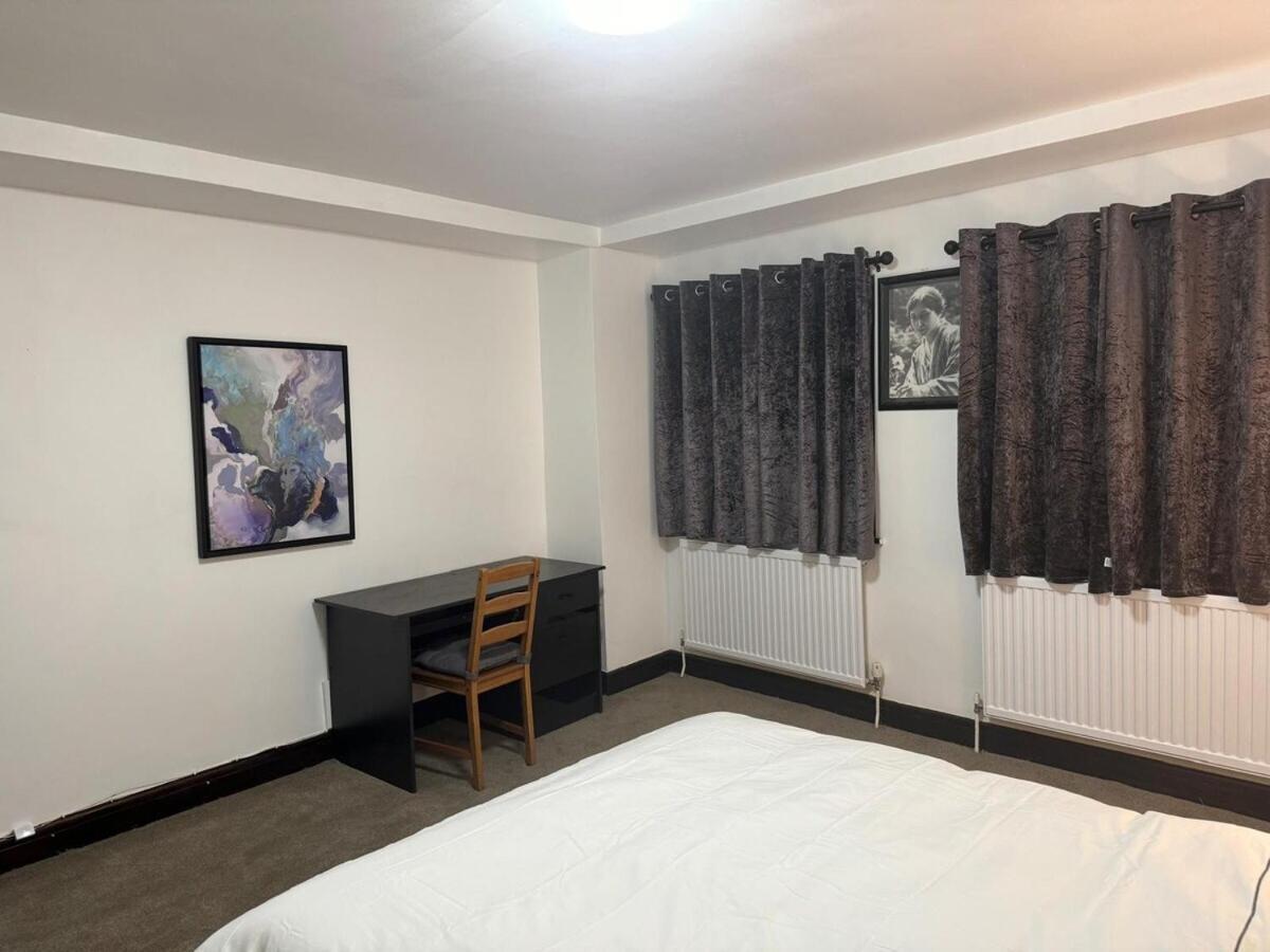 London Stockwell Station Apartment Номер фото
