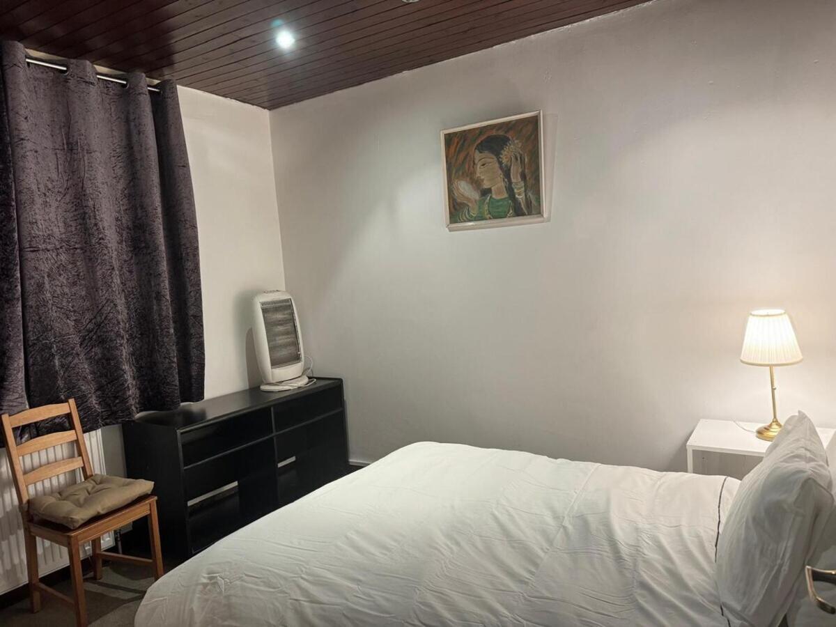 London Stockwell Station Apartment Номер фото