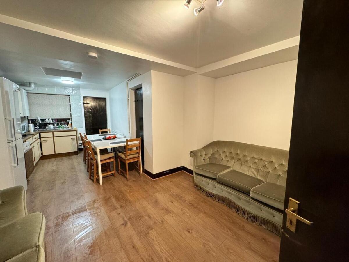 London Stockwell Station Apartment Номер фото