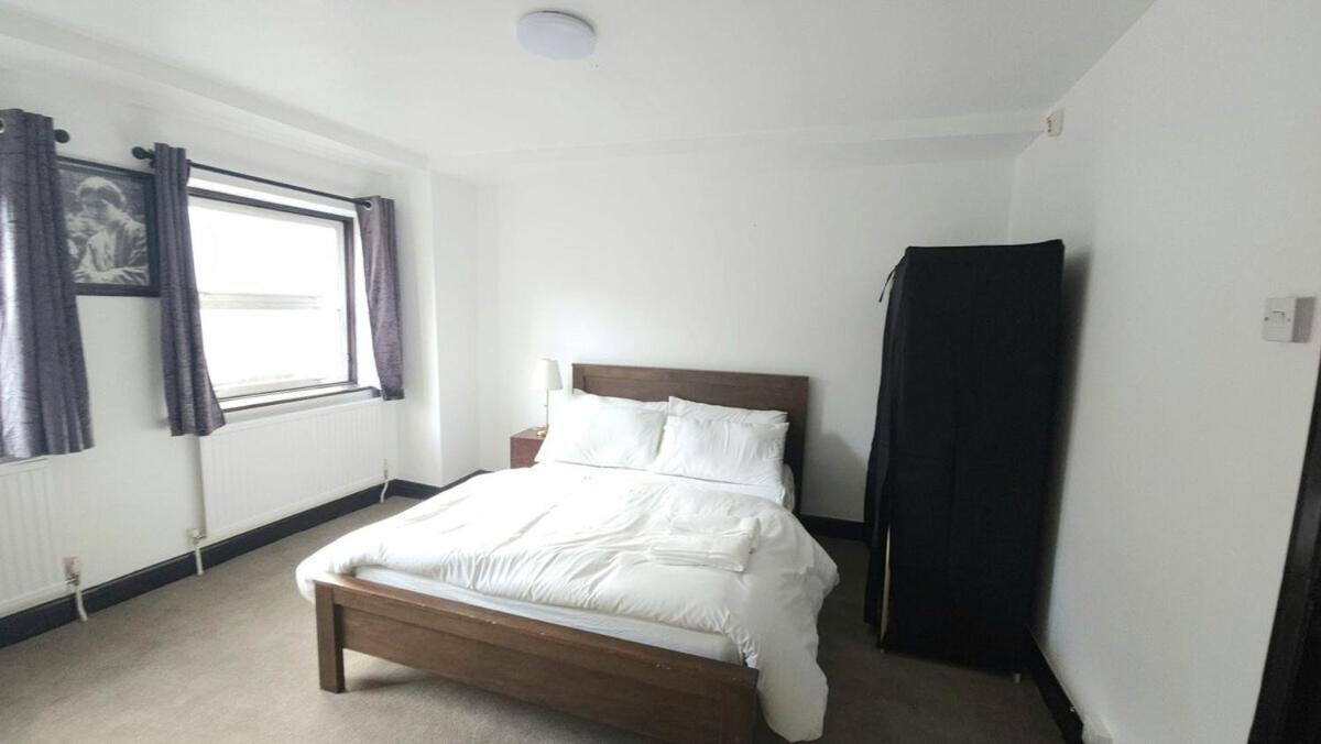 London Stockwell Station Apartment Номер фото