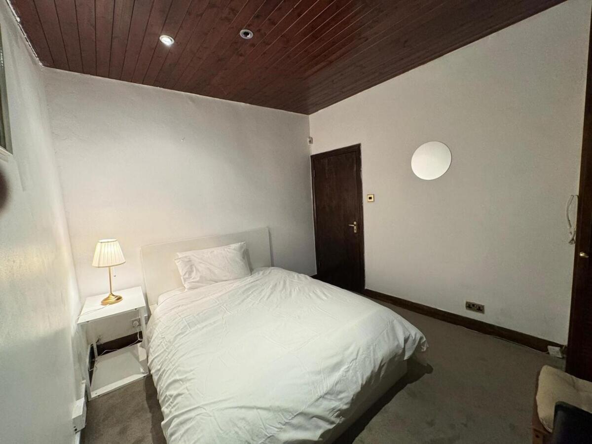 London Stockwell Station Apartment Номер фото